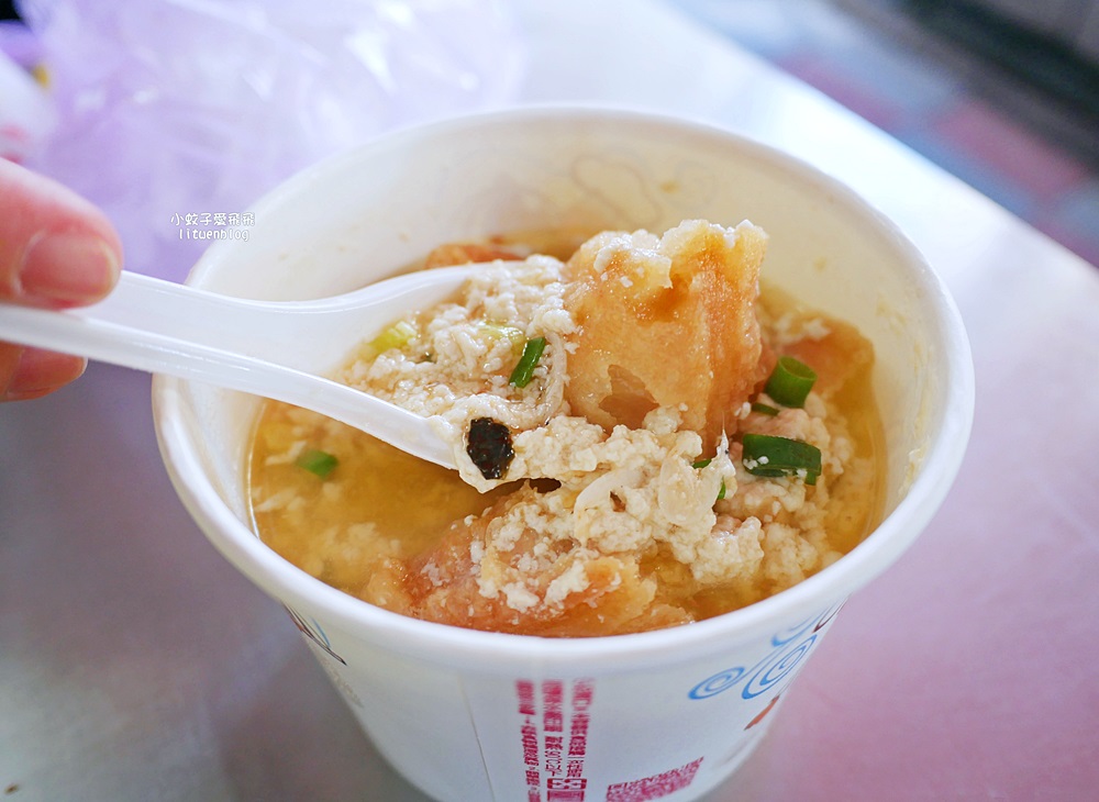 新店美食「旭達豆漿店」凌晨五點開賣排隊就為了招牌蛋餅現擀現煎