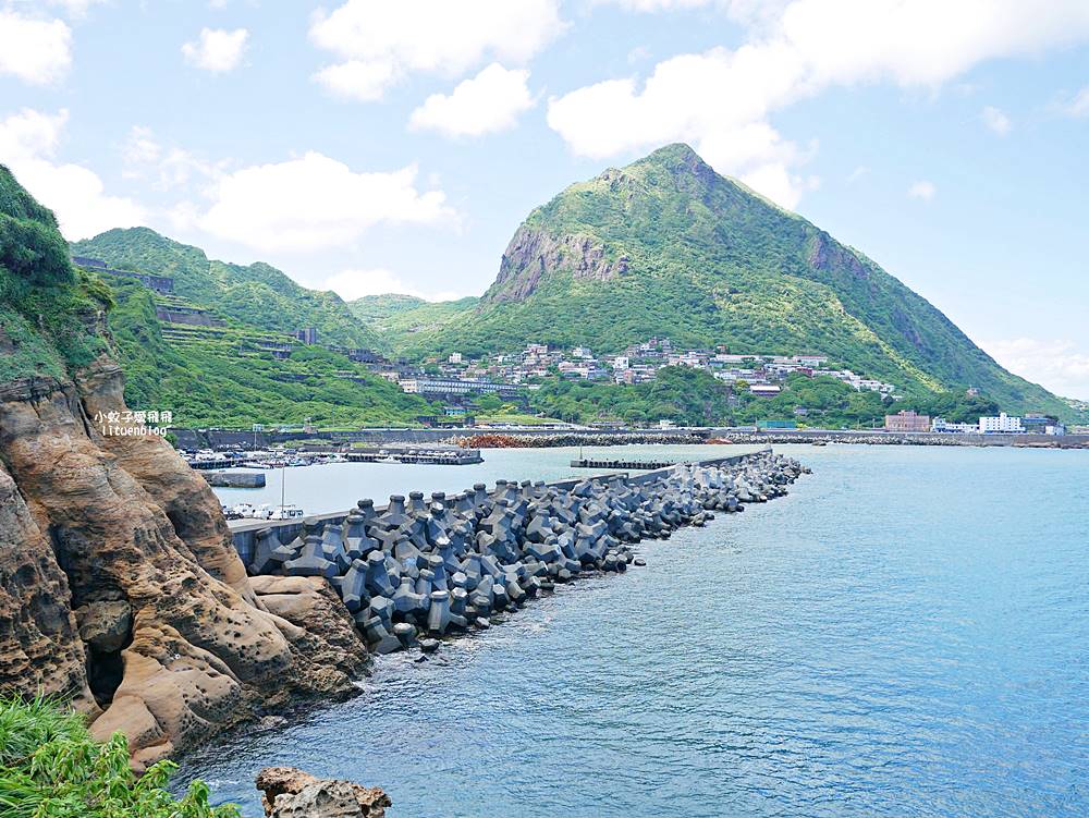 水湳洞秘境「大野狼與小綿羊岩」動感優美的天然海蝕岩ig熱點