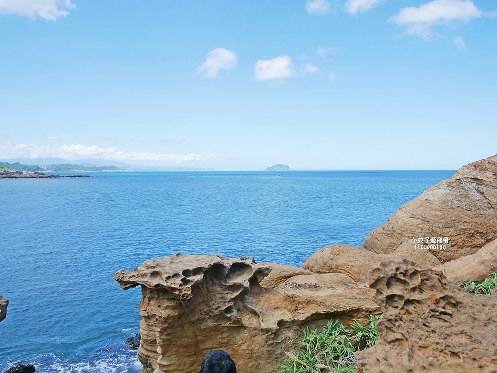 水湳洞秘境「大野狼與小綿羊岩」動感優美的天然海蝕岩ig熱點