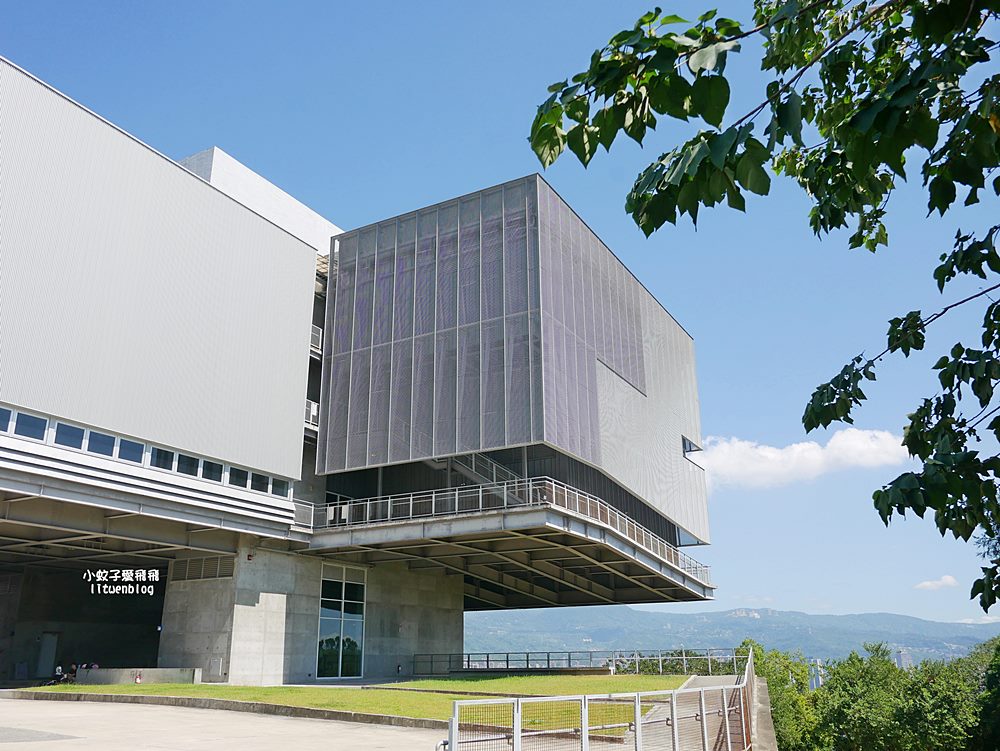 北投景點「國立臺北藝術大學」關渡平原大屯山遼闊景觀,台灣首座大學美術館關渡美術館 北投景點「國立臺北藝術大學」關渡平原大屯山遼闊景觀,台灣首座大學美術館關渡美術館