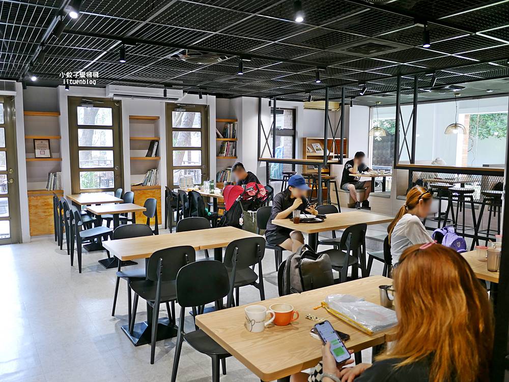 北投景點「國立臺北藝術大學」關渡平原大屯山遼闊景觀,台灣首座大學美術館關渡美術館 北投景點「國立臺北藝術大學」關渡平原大屯山遼闊景觀,台灣首座大學美術館關渡美術館