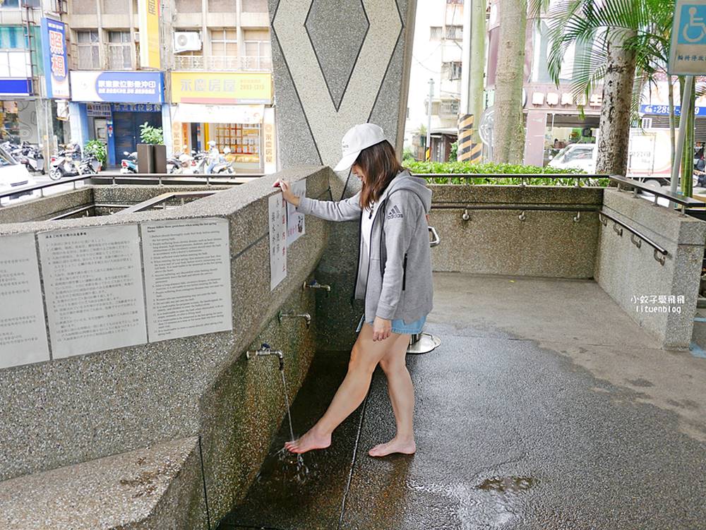 北投免費溫泉泡腳「復興公園泡腳池」近捷運站大型免費足湯廣場 北投免費溫泉泡腳「復興公園泡腳池」近捷運站大型免費足湯廣場