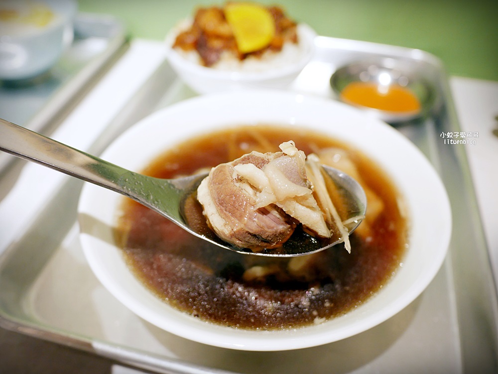 三峽美食「日穗咖喱&碗粿超人」二訪純米製碗粿與手炒香料熟成咖哩