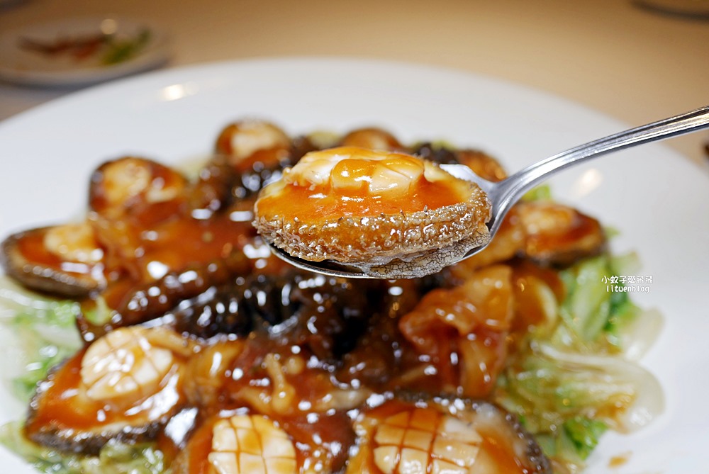 歐華酒店「歐華軒」春酒尾牙經典風味粵菜三桌就能開席