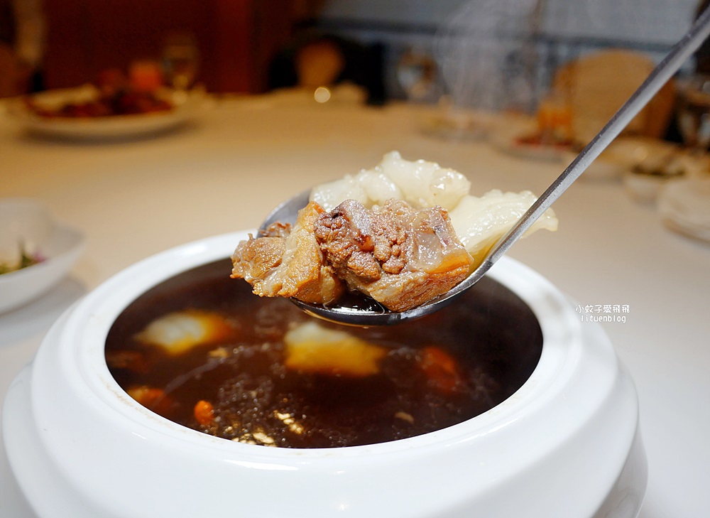 歐華酒店「歐華軒」春酒尾牙經典風味粵菜三桌就能開席