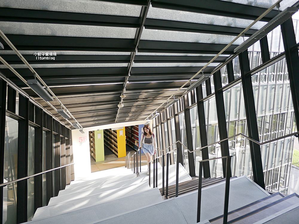 三峽景點「國立臺北大學圖書館」曾獲PTT推薦全台最美大學圖書館前三名 三峽景點「國立臺北大學圖書館」曾獲PTT推薦全台最美大學圖書館前三名
