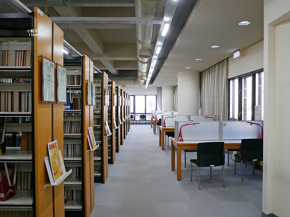 三峽景點「國立臺北大學圖書館」曾獲PTT推薦全台最美大學圖書館前三名 三峽景點「國立臺北大學圖書館」曾獲PTT推薦全台最美大學圖書館前三名