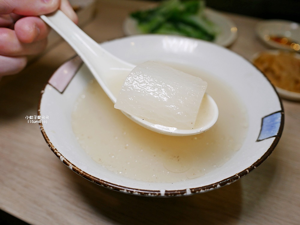 三峽美食「拌麵左」食尚玩家大推，清潤麻辣湯好喝