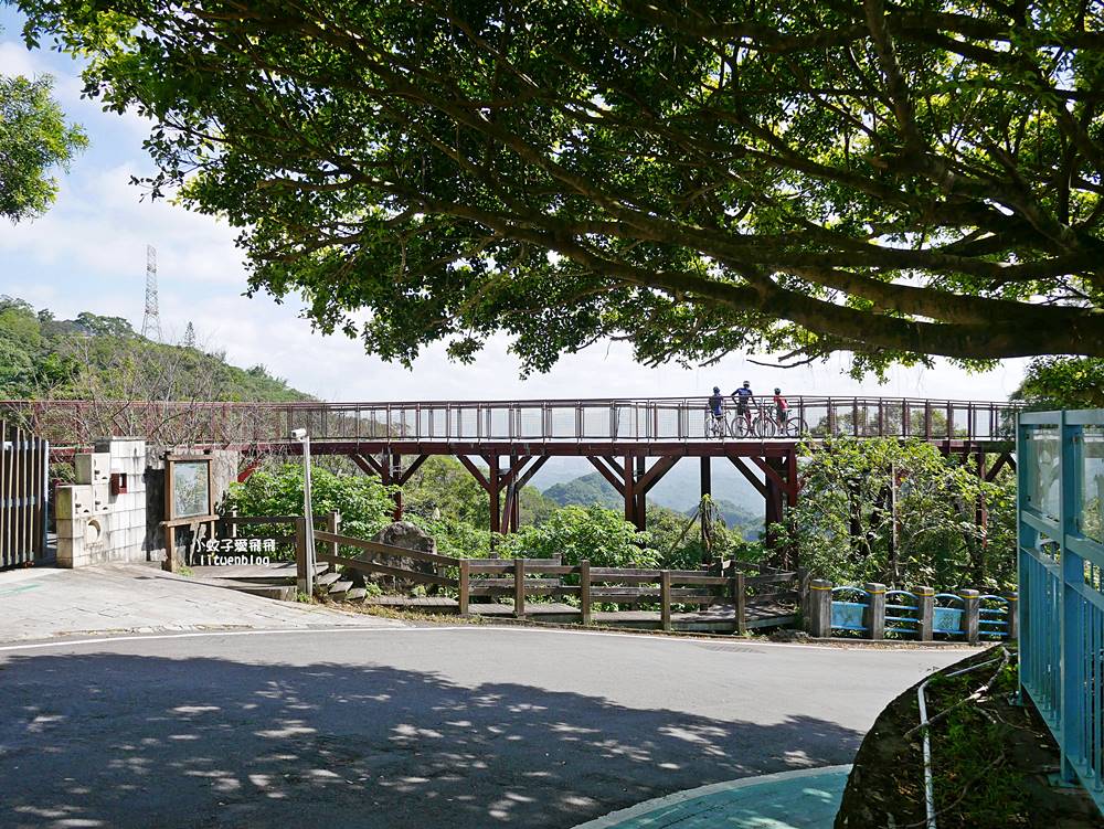 內湖秘境「碧山露營場」絕美空中廊道賞台北101飛機起降免費入場