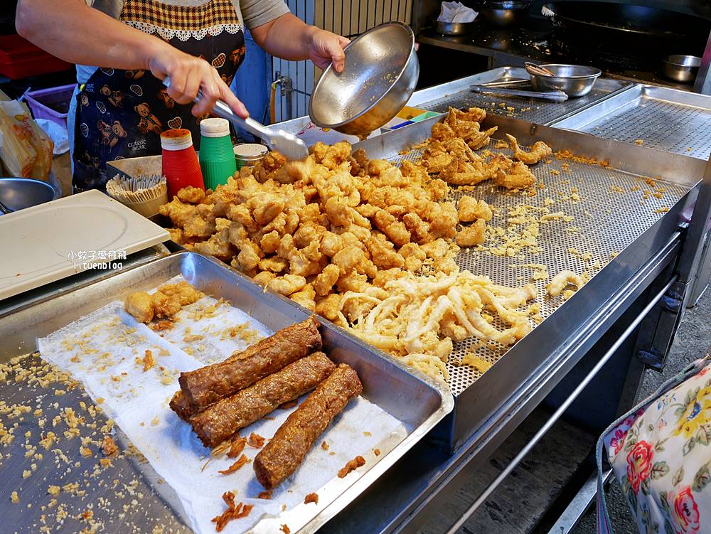 關渡美食「關渡市場鮮炸雞」賣30年超熱銷炸物，新鮮乾淨好吃