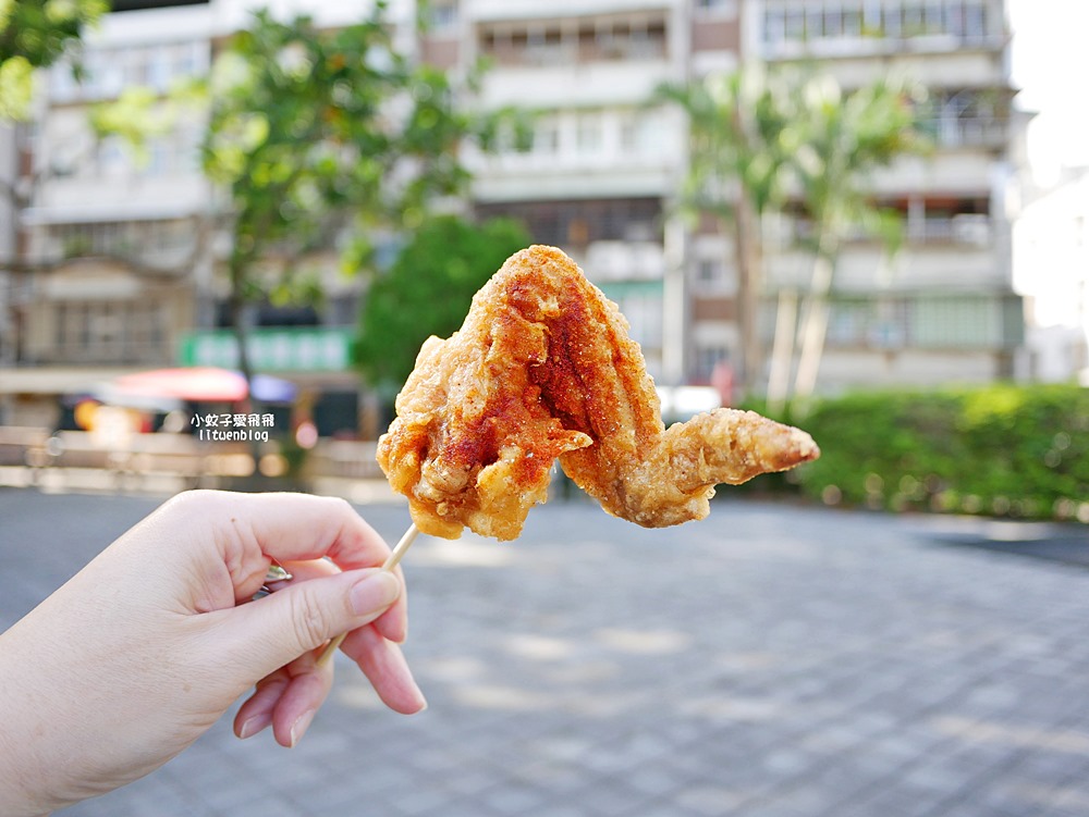 關渡美食「關渡市場鮮炸雞」賣30年超熱銷炸物，新鮮乾淨好吃