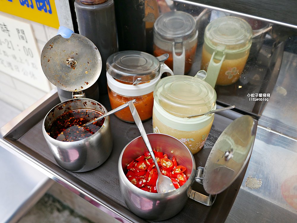 關渡美食「阮Q臭豆腐」巷仔內的人氣軟Q臭豆腐與越南牛肉米線
