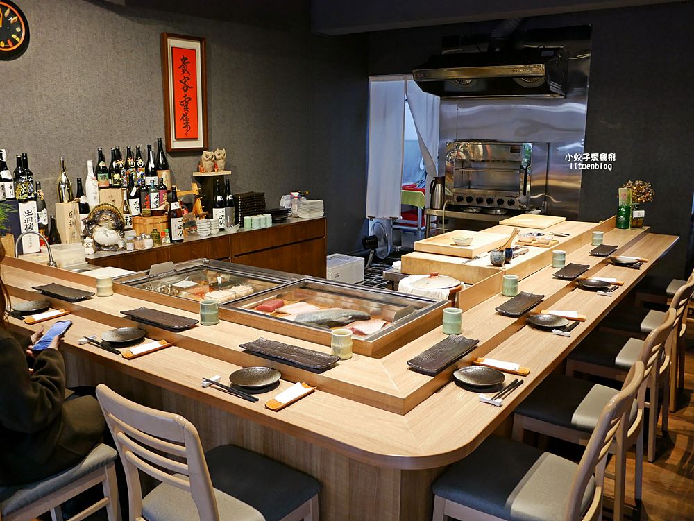 內湖湖光市場「仁壽司」無菜單板前壽司料理，無菜單板前壽司料理都是主顧客