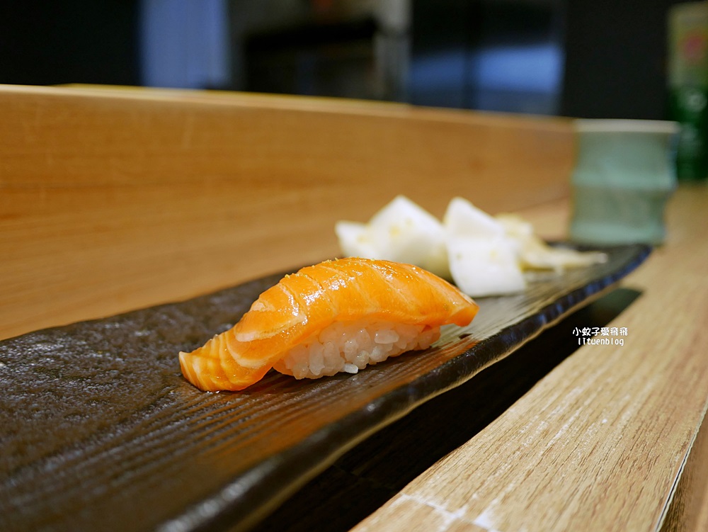 內湖湖光市場「仁壽司」無菜單板前壽司料理，無菜單板前壽司料理都是主顧客