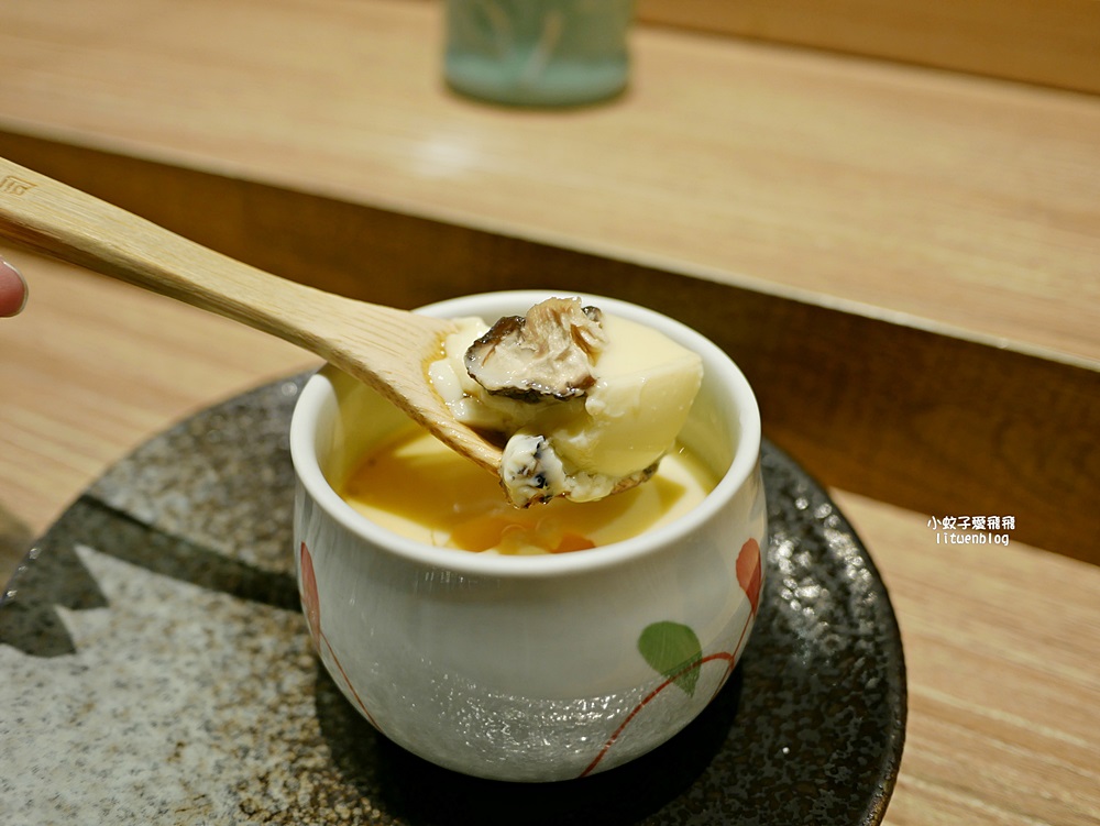 內湖湖光市場「仁壽司」無菜單板前壽司料理，無菜單板前壽司料理都是主顧客