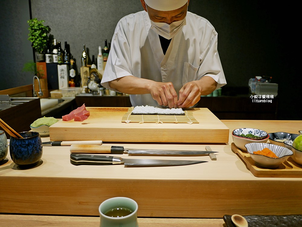 內湖湖光市場「仁壽司」無菜單板前壽司料理，無菜單板前壽司料理都是主顧客