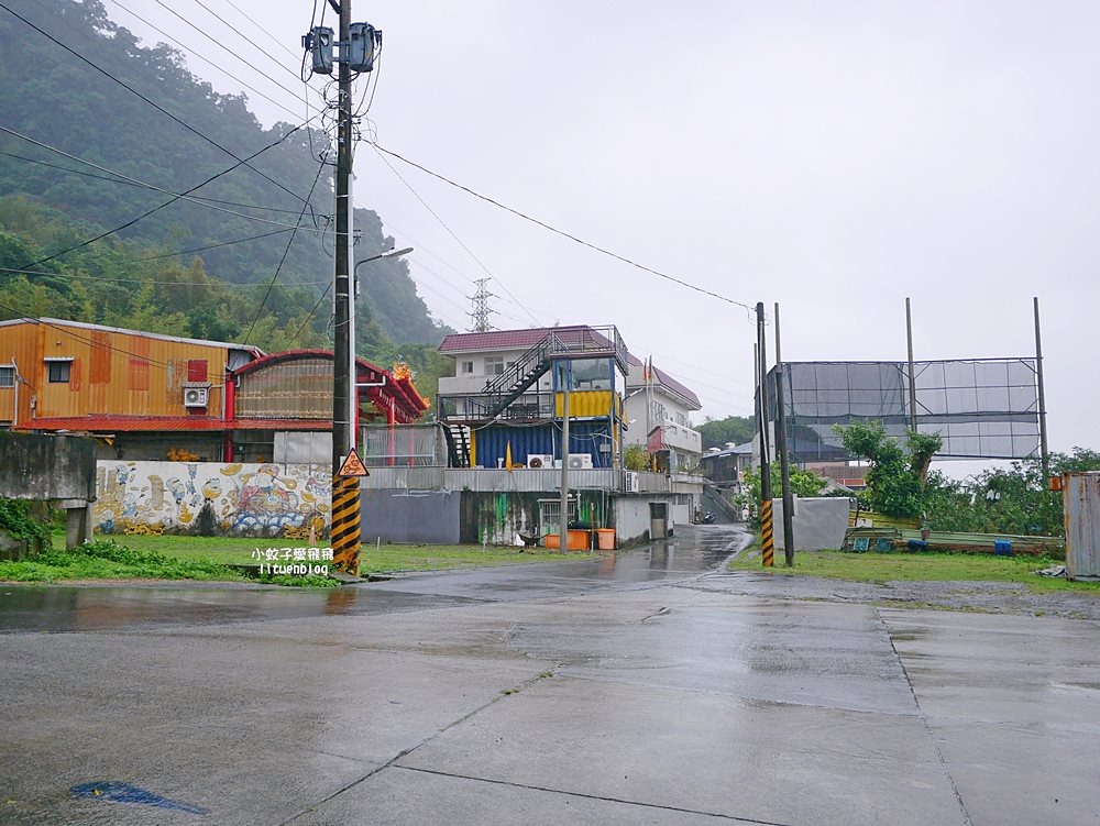 三峽咖啡「NineSky九天」九天玄女宮廟旁彩色貨櫃屋,賞景午茶時光 三峽咖啡「NineSky九天」九天玄女宮廟旁彩色貨櫃屋,賞景午茶時光