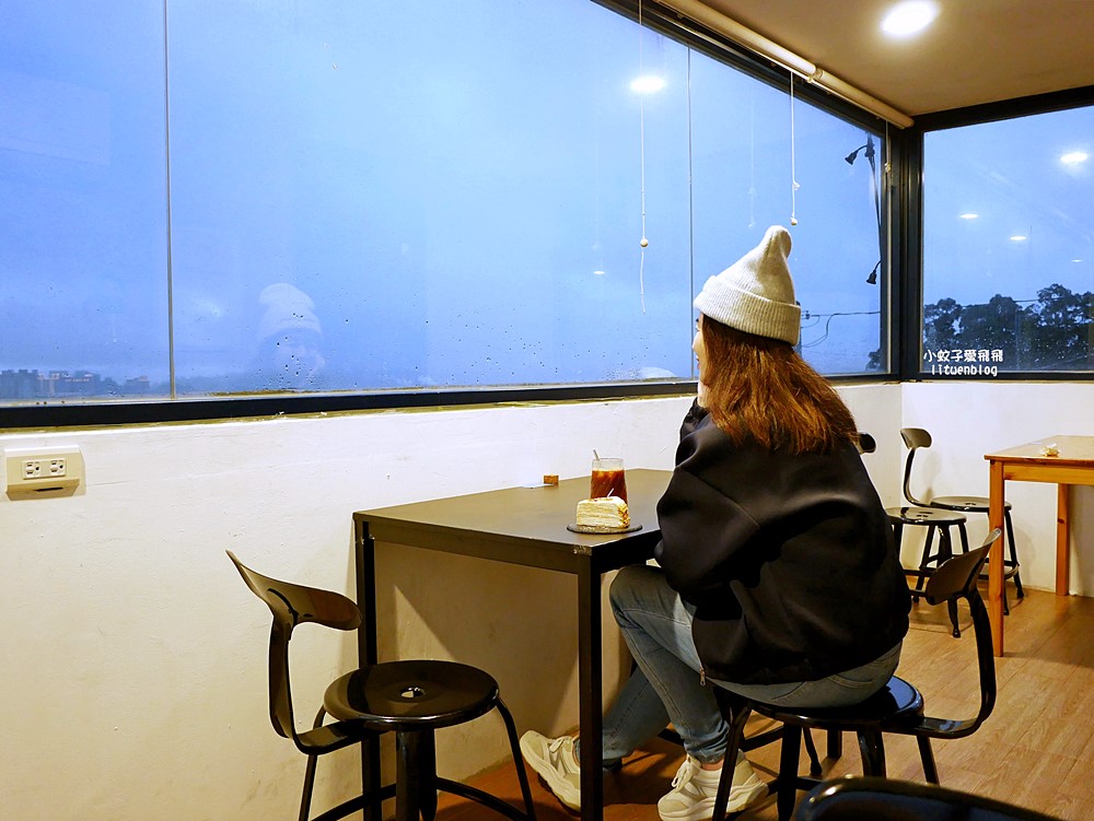 三峽咖啡「NineSky九天」九天玄女宮廟旁彩色貨櫃屋,賞景午茶時光 三峽咖啡「NineSky九天」九天玄女宮廟旁彩色貨櫃屋,賞景午茶時光