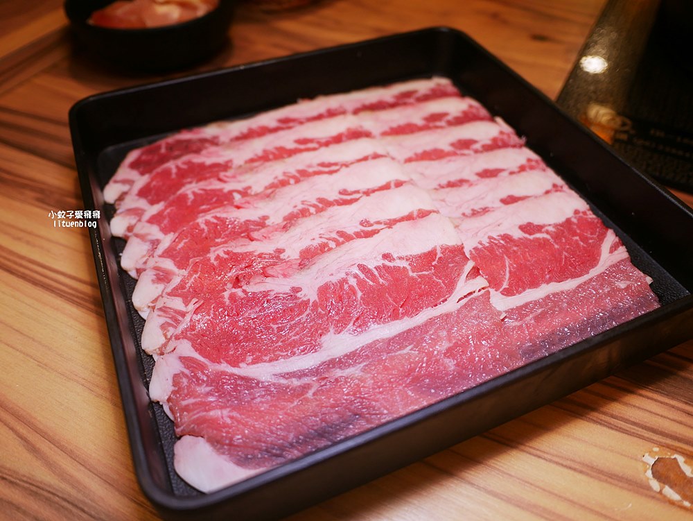 台北壽喜燒吃到飽推薦「潮肉壽喜燒」539元起多款肉+自助吧無限供應