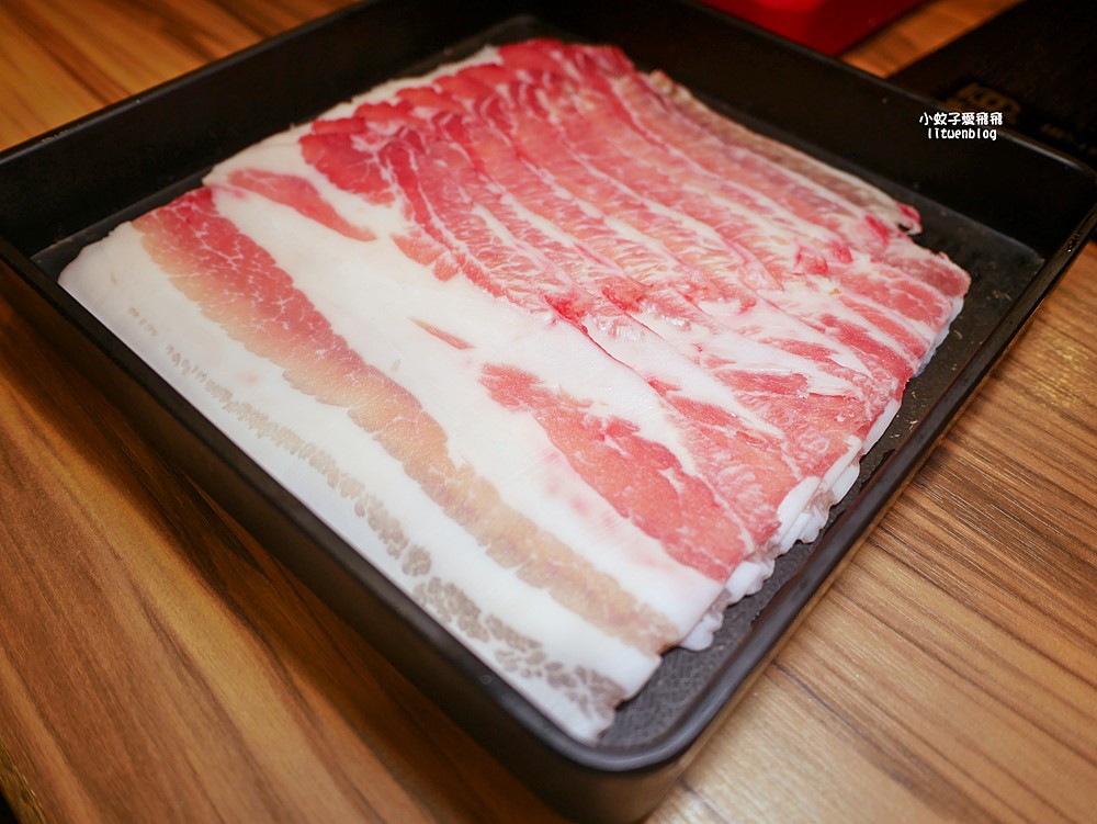 台北壽喜燒吃到飽推薦「潮肉壽喜燒」539元起多款肉+自助吧無限供應