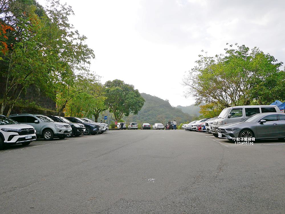 秋冬限定,汐止拱北殿古典雙拱橋賞楓秘境 秋冬限定,汐止拱北殿古典雙拱橋賞楓秘境