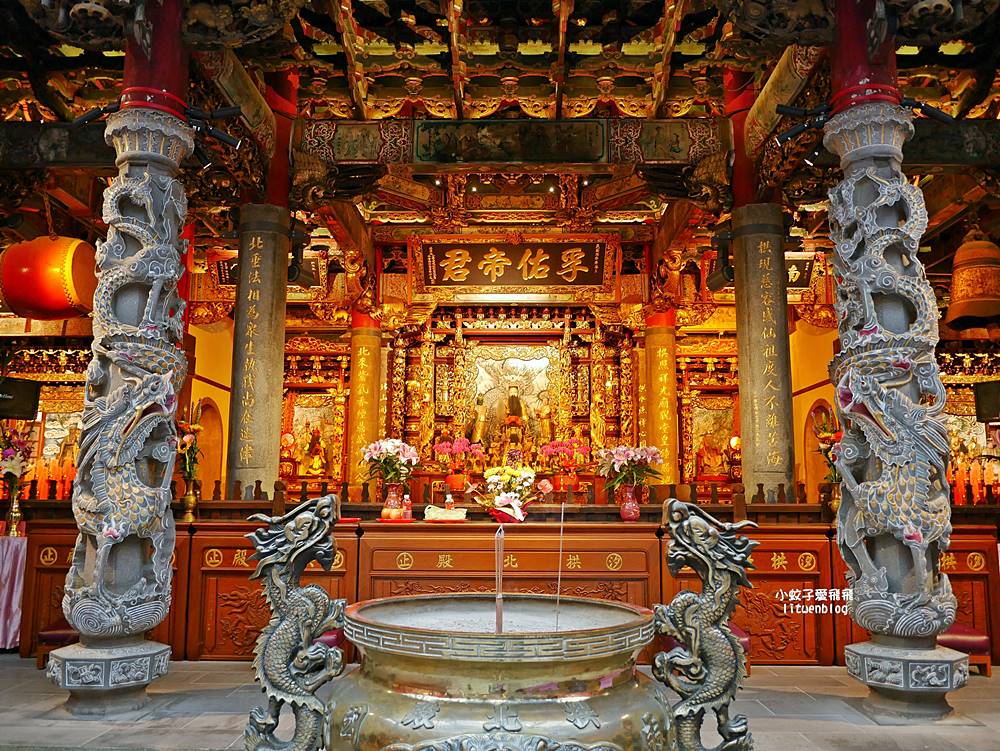 秋冬限定，汐止拱北殿古典雙拱橋賞楓秘境