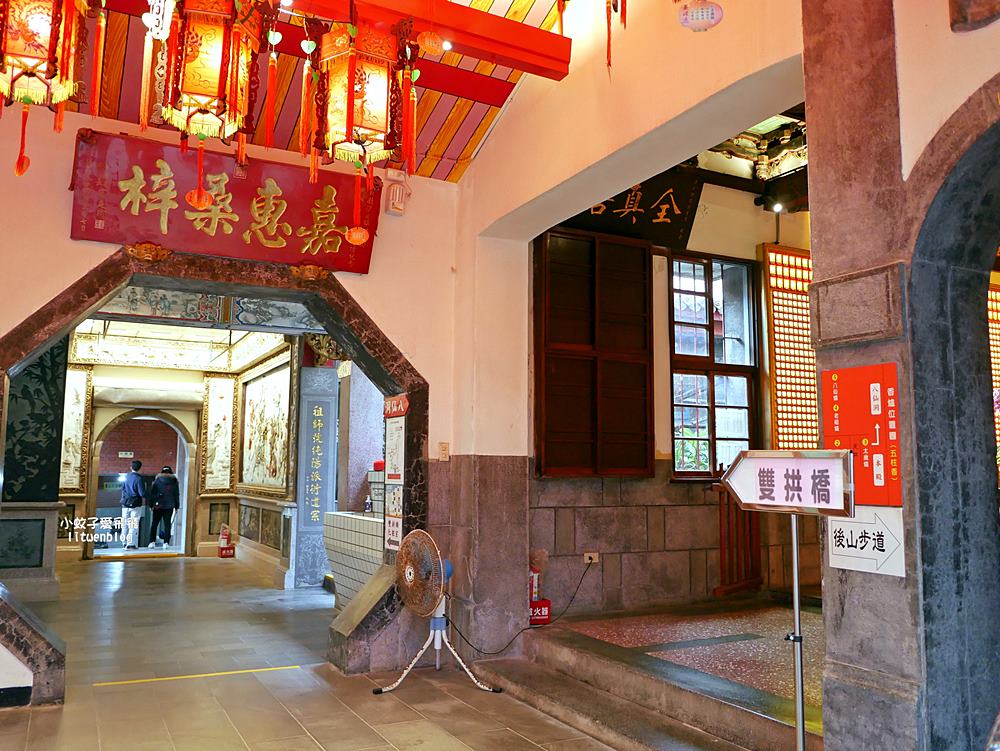 秋冬限定,汐止拱北殿古典雙拱橋賞楓秘境 秋冬限定,汐止拱北殿古典雙拱橋賞楓秘境