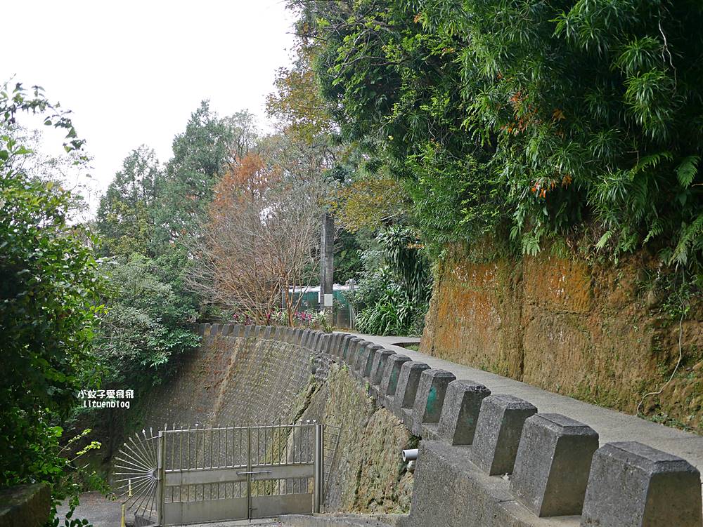 秋冬限定,汐止拱北殿古典雙拱橋賞楓秘境 秋冬限定,汐止拱北殿古典雙拱橋賞楓秘境