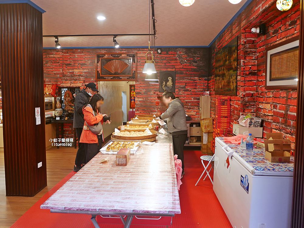 白沙屯美食「李記白沙屯肉餅」古早味糕餅手工製作現烤現賣 白沙屯美食「李記白沙屯肉餅」古早味糕餅手工製作現烤現賣