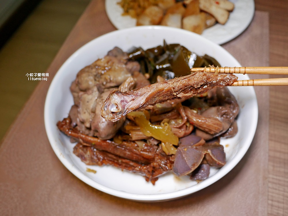 鶯歌美食「林鴻鈞滷味專賣店」超過50年在地排隊乾冷滷