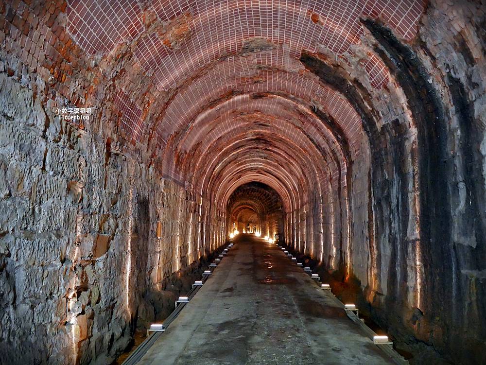 基隆新景點「劉銘傳隧道」重現台灣第一條清代鐵路隧道，獅球嶺砲台俯瞰街市基隆嶼