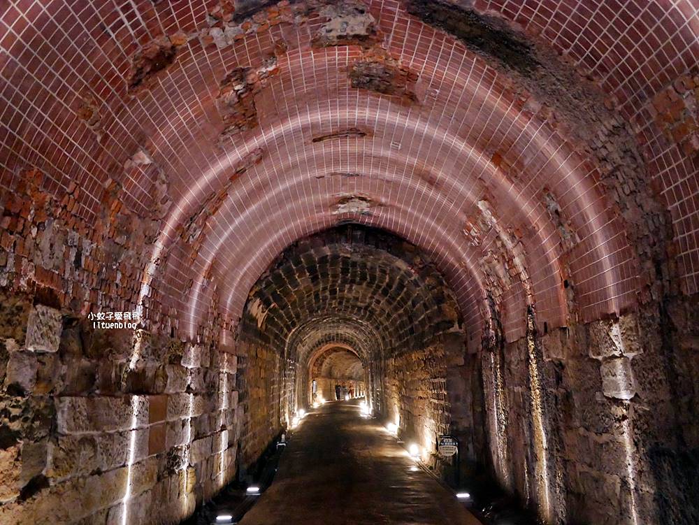 基隆新景點「劉銘傳隧道」重現台灣第一條清代鐵路隧道，獅球嶺砲台俯瞰街市基隆嶼