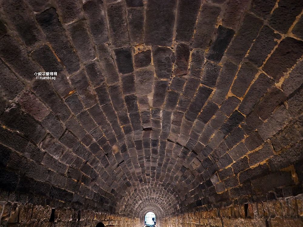 基隆新景點「劉銘傳隧道」重現台灣第一條清代鐵路隧道，獅球嶺砲台俯瞰街市基隆嶼