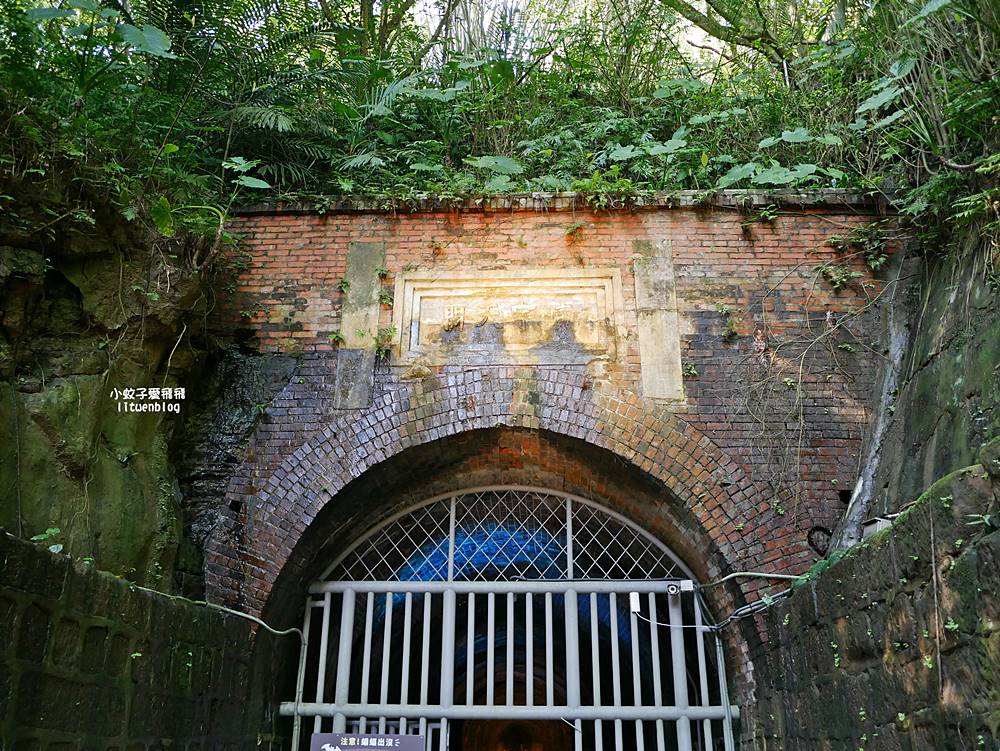 基隆新景點「劉銘傳隧道」重現台灣第一條清代鐵路隧道，獅球嶺砲台俯瞰街市基隆嶼