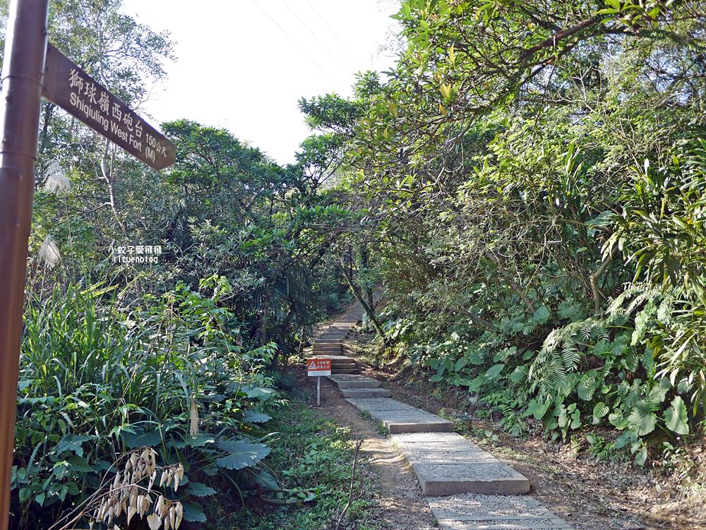基隆新景點「劉銘傳隧道」重現台灣第一條清代鐵路隧道，獅球嶺砲台俯瞰街市基隆嶼