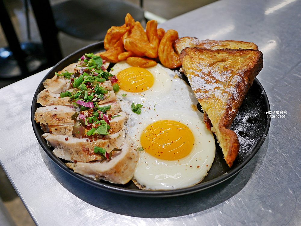 「Second Floor貳樓板橋店」酷炫美食太空站充滿潮流科技感 「Second Floor貳樓板橋店」酷炫美食太空站充滿潮流科技感