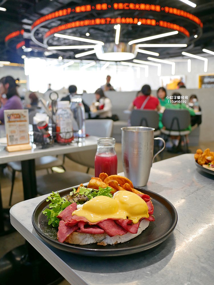 「Second Floor貳樓板橋店」酷炫美食太空站充滿潮流科技感 「Second Floor貳樓板橋店」酷炫美食太空站充滿潮流科技感