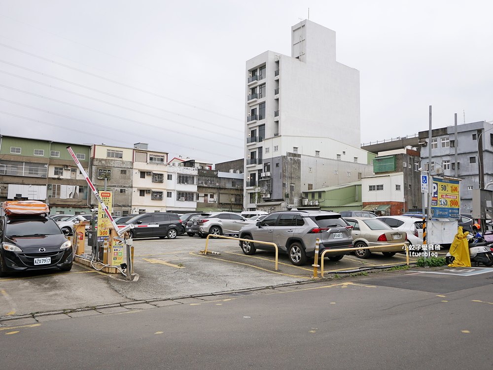 2026鶯歌永吉公園3D彩繪花廊步道、豐富兒童遊戲設施，炮仗花熱門景點，三鶯線永吉公園站