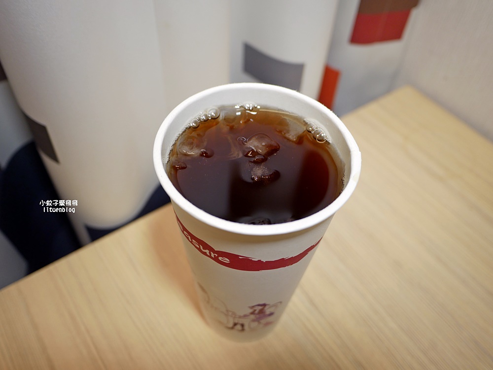 「北投本土味明泉紅茶」北投三大老牌茶飲店之一，紅茶&奶蜜系列是主力