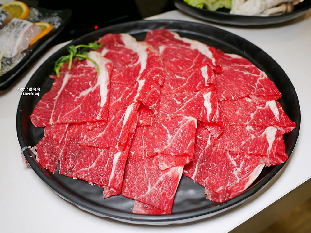 三峽火鍋｜三峽北大火鍋「超有肉涮涮屋北大店PLUS」429元+10%起蔬食吧飲料冰淇淋吃到飽