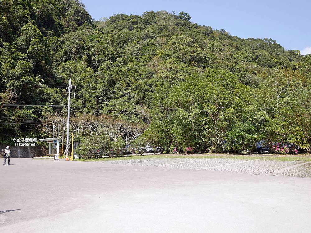 三峽景點「滿月圓國家森林遊樂區」滿月圓瀑布&彩虹乍現處女瀑布，柳杉林生態豐富放鬆養心