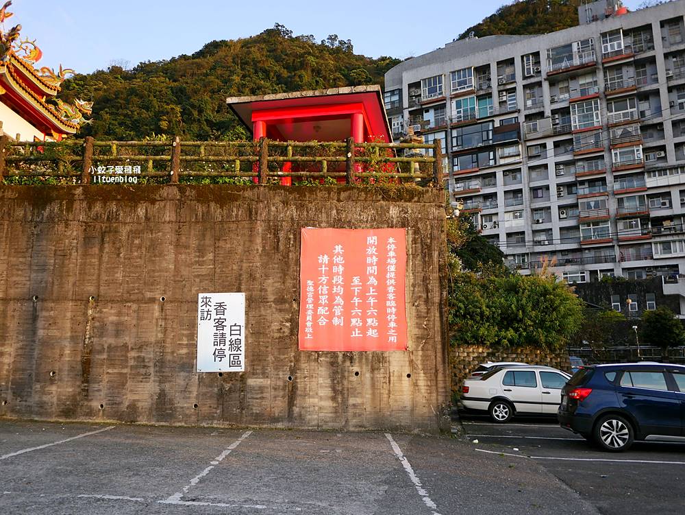 傳統宮廟也能拍出時尚大片！汐止聖德宮180度景觀，捕捉台北盆地黃金時刻