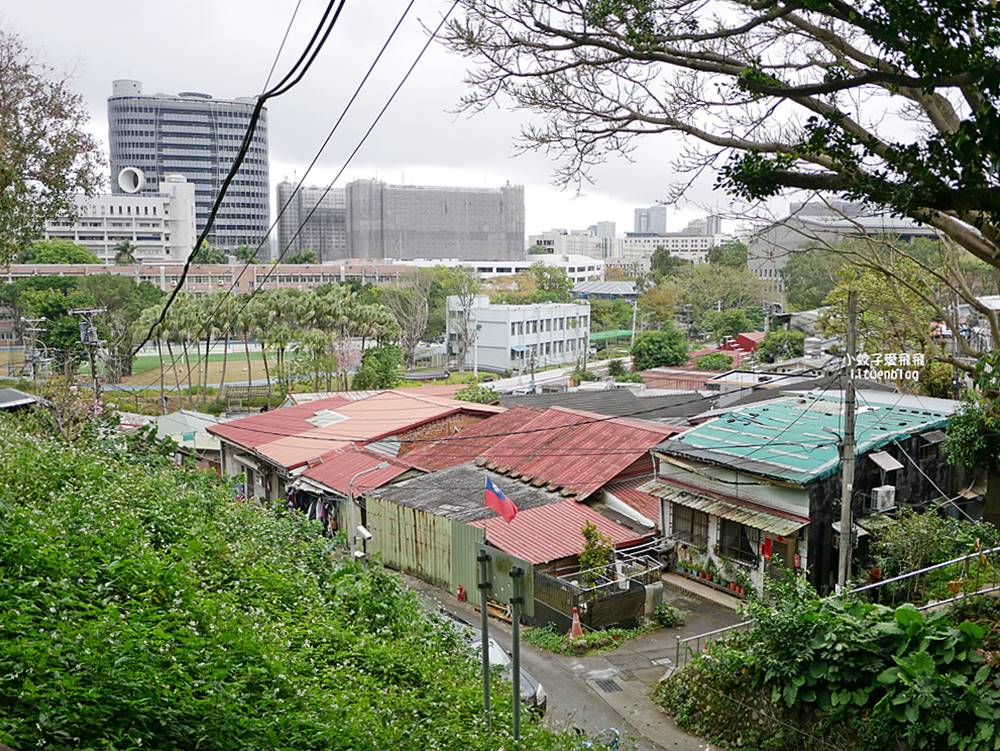 台北公館「蟾蜍山煥民新村」市區裡一甲子歷史山城，探訪空軍眷村的時光記憶
