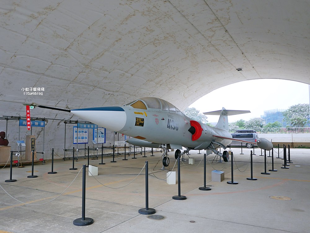 桃園景點免費參觀「航空城博物館園區05警戒區」黑貓中隊傳奇F-104G星式戰鬥機大揭密