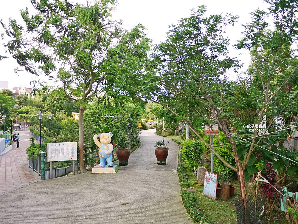 2026鶯歌永吉公園3D彩繪花廊步道、豐富兒童遊戲設施,炮仗花熱門景點,三鶯線永吉公園站 2026鶯歌永吉公園3D彩繪花廊步道、豐富兒童遊戲設施,炮仗花熱門景點,三鶯線永吉公園站