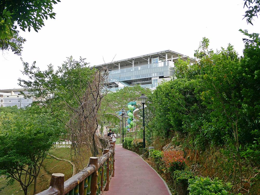2026鶯歌永吉公園3D彩繪花廊步道、豐富兒童遊戲設施,炮仗花熱門景點,三鶯線永吉公園站 2026鶯歌永吉公園3D彩繪花廊步道、豐富兒童遊戲設施,炮仗花熱門景點,三鶯線永吉公園站
