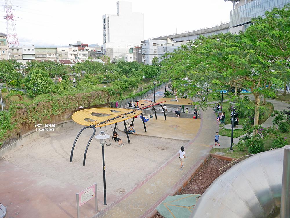 2026鶯歌永吉公園3D彩繪花廊步道、豐富兒童遊戲設施,炮仗花熱門景點,三鶯線永吉公園站 2026鶯歌永吉公園3D彩繪花廊步道、豐富兒童遊戲設施,炮仗花熱門景點,三鶯線永吉公園站