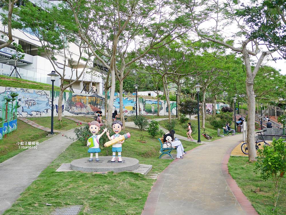 2026鶯歌永吉公園3D彩繪花廊步道、豐富兒童遊戲設施，炮仗花熱門景點，三鶯線永吉公園站