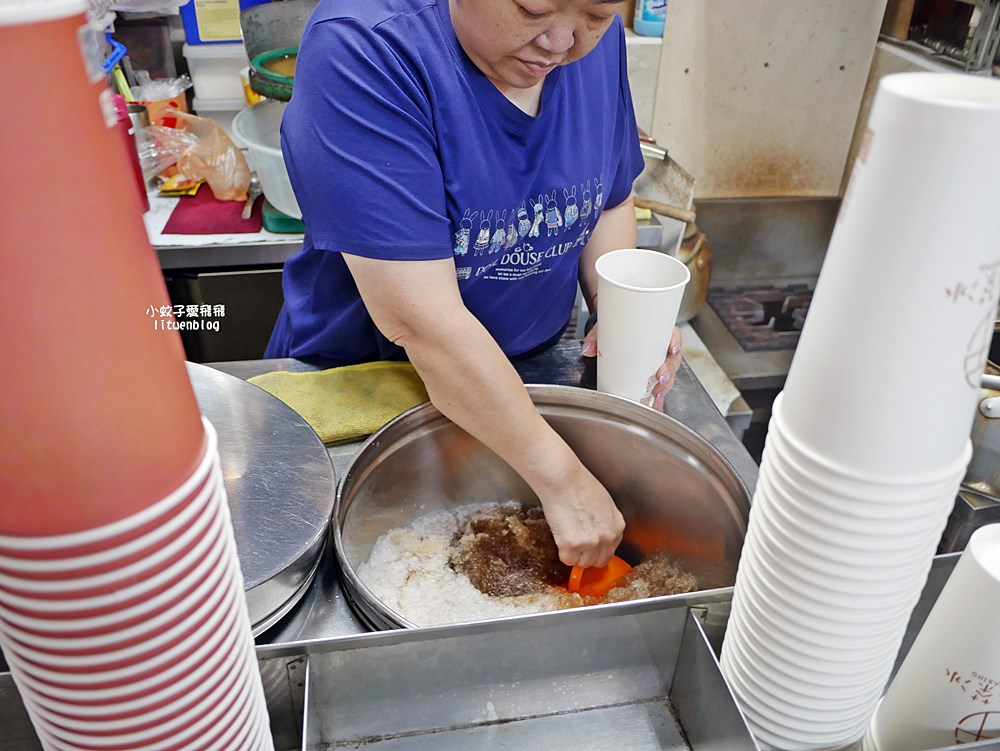 北投市場「許家紅茶」近半世紀只賣紅茶冰綠茶冰 北投市場「許家紅茶」近半世紀只賣紅茶冰綠茶冰