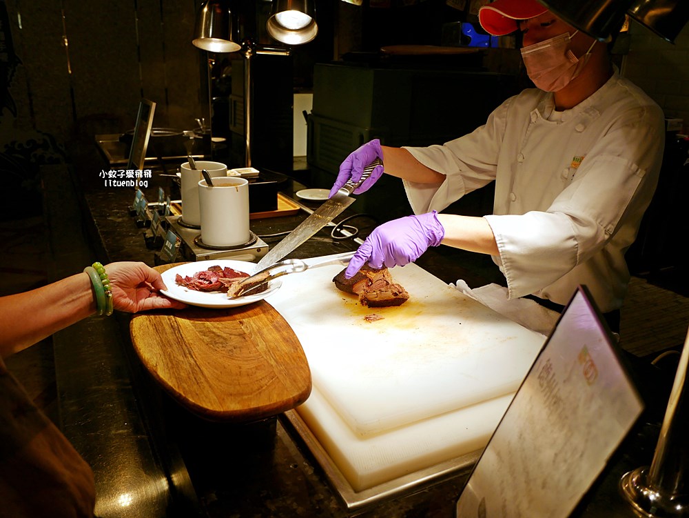 大直美食豐FOOD海陸百匯下午茶2小時吃到飽，壽星四人同行平日一人免費